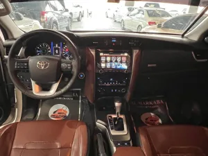 2017 Toyota Fortuner VXR
