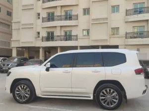 2024 Toyota Land Cruiser GXR