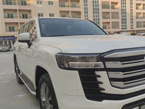 2024 Toyota Land Cruiser GXR