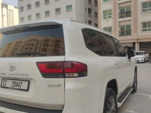 2024 Toyota Land Cruiser GXR