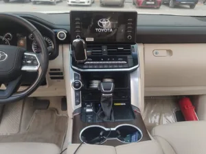 2024 Toyota Land Cruiser GXR