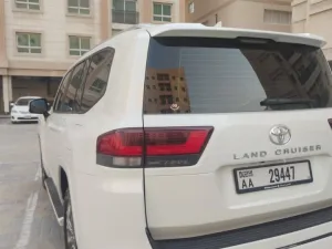 2024 Toyota Land Cruiser GXR