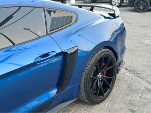 2017 فورد موستانج V6