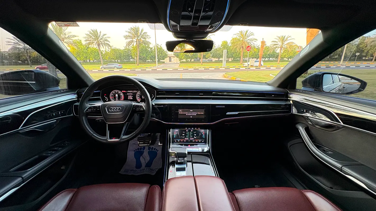 2022 اودي آي ٨ quattro 55 TFSI