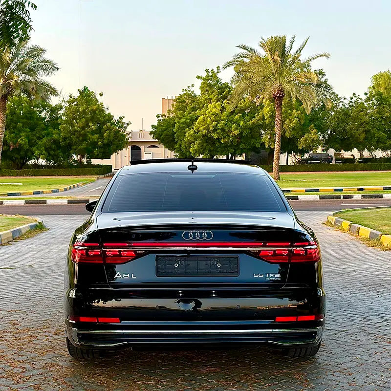 2022 اودي آي ٨ quattro 55 TFSI