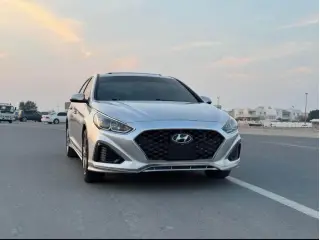 2018 Hyundai Sonata في Abu Dhabi سيارة مستعملة