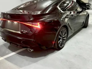2021 لكزس اي اس IS 350