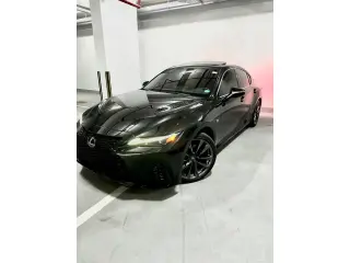 2021 Lexus IS في Ajman سيارة مستعملة
