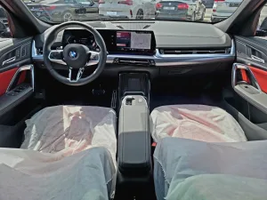 2027 بي أم دابليو اكس - 2