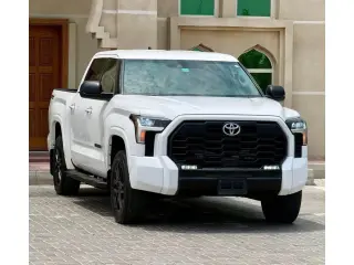 2024 Toyota Tundra في Dubai سيارة مستعملة