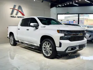 2022 Chevrolet Silverado في Dubai سيارة مستعملة