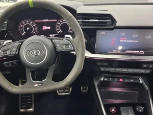 2025 اودي ار اس ٣ No Trim