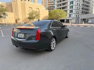 2015 كاديلاك آي تي أس Premium Luxury Sedan