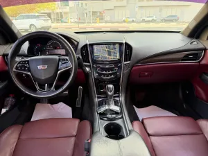 2015 كاديلاك آي تي أس Premium Luxury Sedan