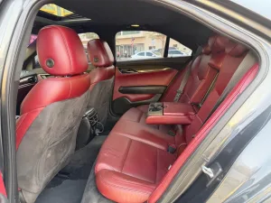 2015 كاديلاك آي تي أس Premium Luxury Sedan