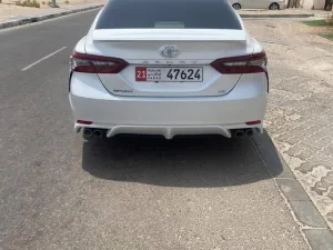 2024 تويوتا كامري S