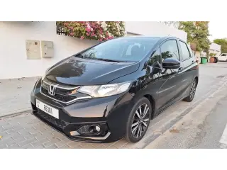2018 Honda Jazz في Dubai سيارة مستعملة