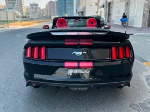 2017 فورد موستانج EcoBoost