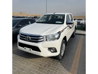 2024 Toyota Hilux في Al Ain سيارة مستعملة