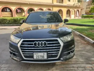 2018 Audi Q7 في Dubai سيارة مستعملة