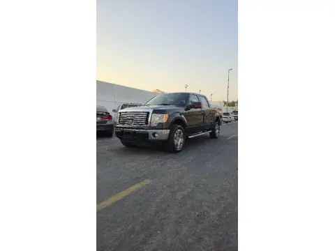 2012 فورد أف ١٥٠ Lariat