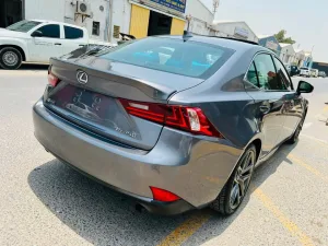 2015 لكزس اي اس IS 350