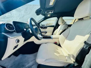 2022 مرسيدس-بنز آلفئة - C C300