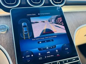 2022 مرسيدس-بنز آلفئة - C C300