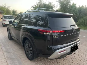 2022 نيسان باثفايندر SL