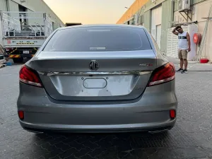 2023 ام جي 6 No Trim
