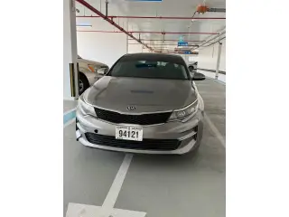 2017 Kia Optima في Sharjah سيارة مستعملة