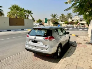 2016 نيسان اكس تريل SL