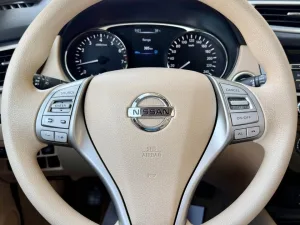 2016 نيسان اكس تريل SL