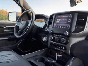 2020 رام ١٥٠٠ Laramie