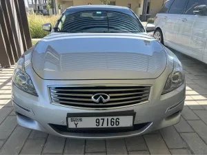 2015 إنفينيتي كيو Q60