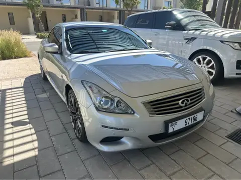 2015 إنفينيتي كيو Q60