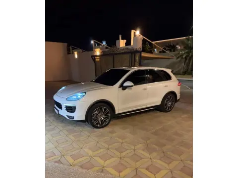 2015 بورش كاين S
