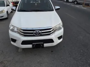 2019 تويوتا هايلوكس SR