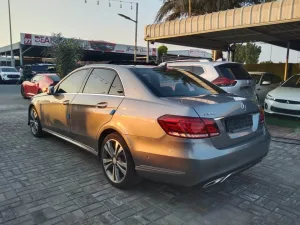 2014 مرسيدس-بنز الفئة - E E300