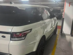 2016 لاند روفر رينج روفر سبورت HSE