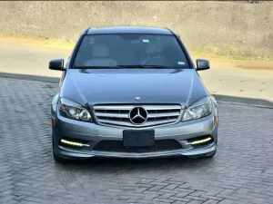 2011 Mercedes-Benz C-Class C300