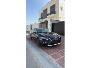 2016 Lexus ES في Dubai سيارة مستعملة