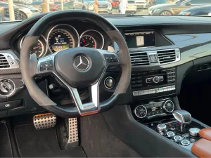 2012 مرسيدس-بنز سي ال اس CLS63 AMG