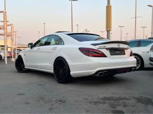 2012 مرسيدس-بنز سي ال اس CLS63 AMG