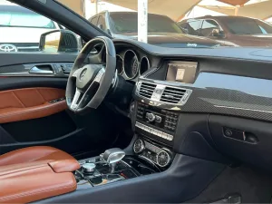 2012 مرسيدس-بنز سي ال اس CLS63 AMG