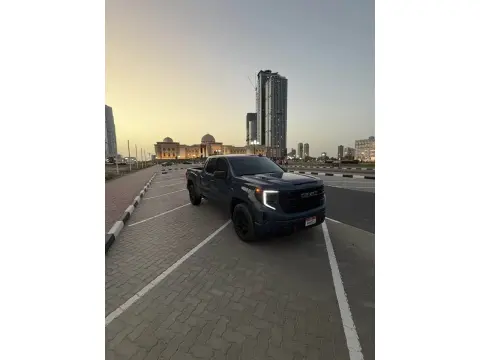 2024 جي أم سي سييرا SLE