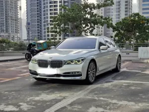 2016 BMW 7-Series 740Li