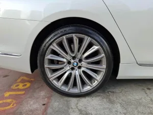 2016 BMW 7-Series 740Li