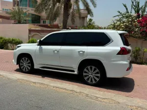 2017 Lexus LX LX570