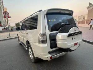 2011 Mitsubishi Pajero Signature Edition